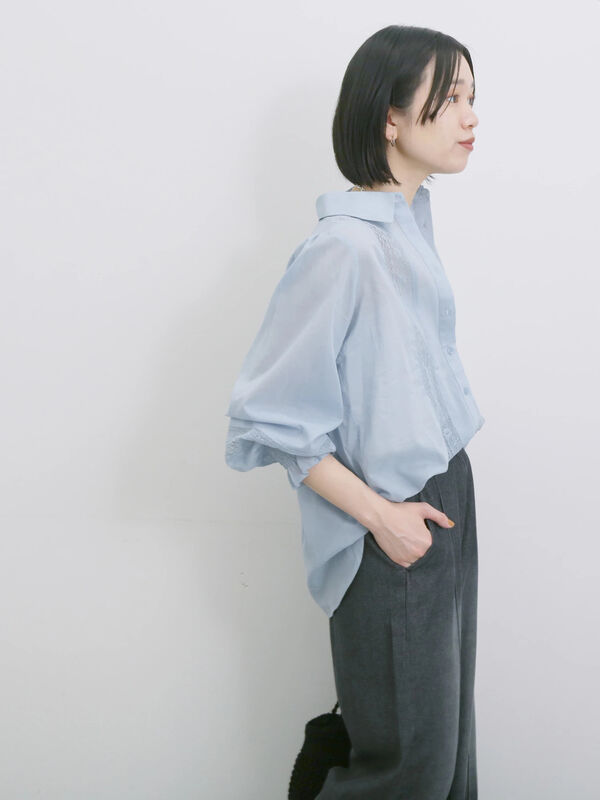 新品★サマンサモスモス★blue★後リボン*シフリー刺繍*総レース刺繍ブラウス セール】 前後2WAYレースリボンブラウス（オフホワイト/ブラック