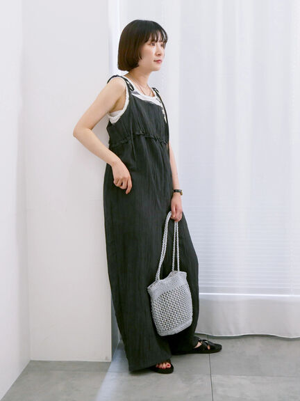 ◎ワッシャーフリルボリュームサロペット（ブラック/ブラウン/ネイビー）｜Samansa Mos2 blue（サマンサモスモス ブルー）通販