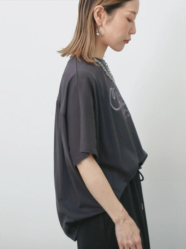 セール】 【接触冷感】ドルマンギャザー刺繍Tシャツ（オフホワイト