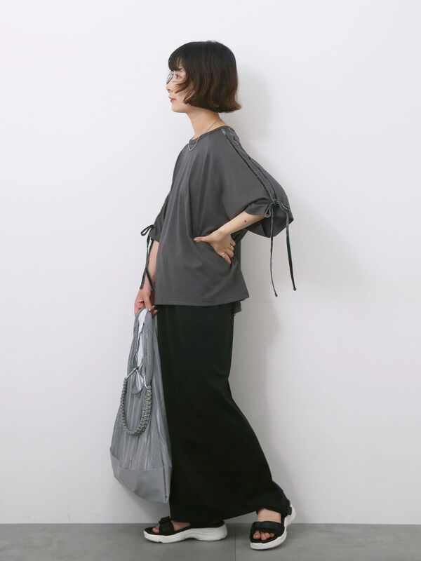 セール】 ◎【接触冷感】ベロアラインリボンTシャツ（チャコールグレー