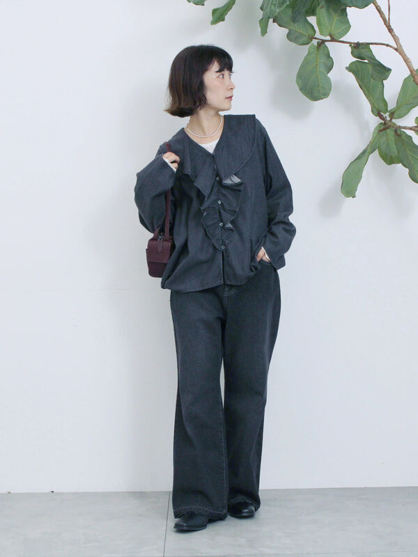 セール】 【ECO DENIM 】フリルブラウス（チャコールグレー/ブルー