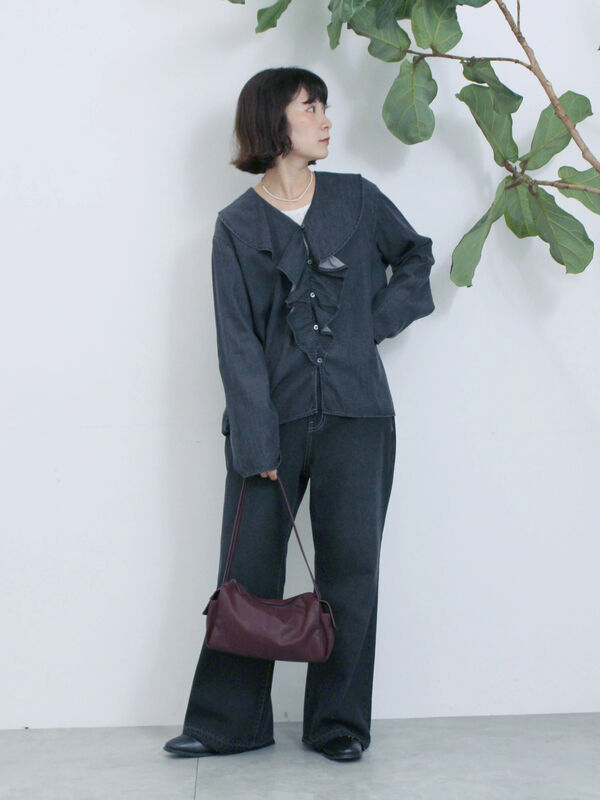 セール】 【ECO DENIM 】フリルブラウス（チャコールグレー/ブルー