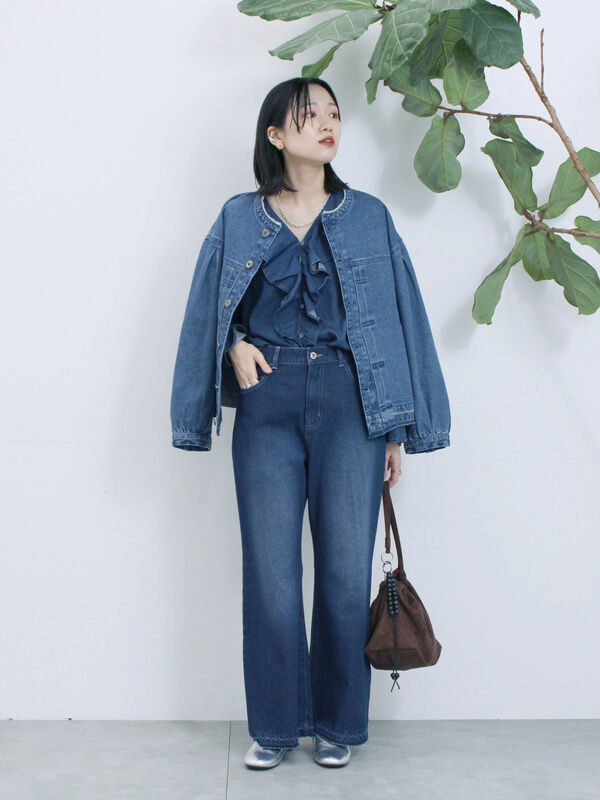 セール】 【ECO DENIM 】フリルブラウス（チャコールグレー/ブルー