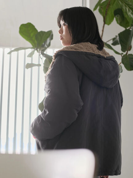 リバーシブルボアマウンテンパーカー（チャコールグレー/ライトベージュ/ベージュ）｜Samansa Mos2 blue（サマンサモスモス ブルー）通販