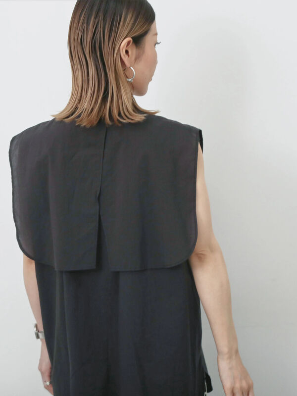 セール】 ケープブラウス（オフホワイト/ブラック/ブルー/トップス