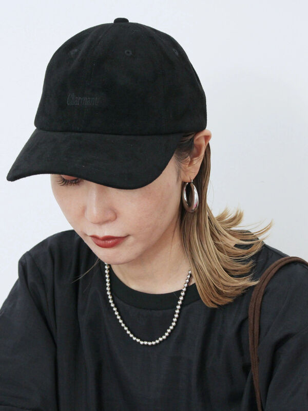 セール】 スエードロゴ刺繍キャップ（ブラック/ライトベージュ