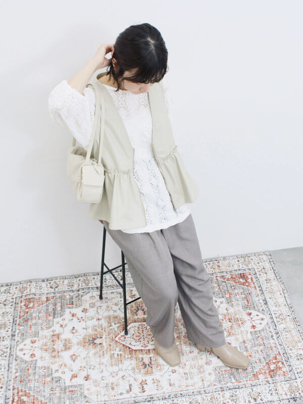 【ホワイト】フラワージャガード 7分袖 Vネック ニットTシャツ JAYRO（ジャイロ） カーディガン フラワージャガードドルマンニット