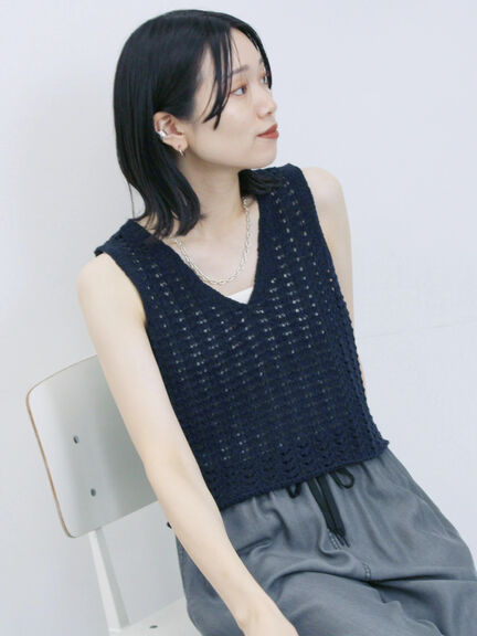 テープヤーン透かしニットベスト（チャコールグレー/ブラウン/キナリ）｜Samansa Mos2 blue（サマンサモスモス ブルー）通販