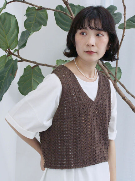 テープヤーン透かしニットベスト（チャコールグレー/ブラウン/キナリ）｜Samansa Mos2 blue（サマンサモスモス ブルー）通販