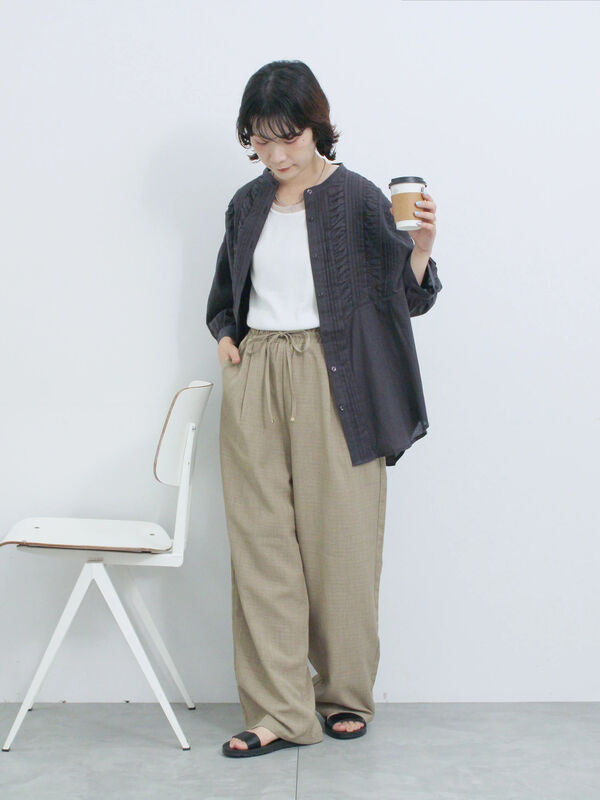 セール】 ピンタックブラウス（オフホワイト/チャコールグレー