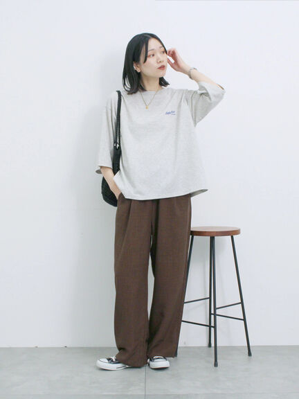 ポンチロゴ刺繍プルオーバー（オフホワイト/チャコールグレー/ベージュ/シュアカ/ＴＯＰグレー）｜Samansa Mos2 blue（サマンサモスモス ブルー）通販