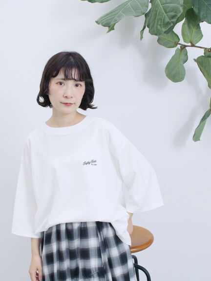 ポンチロゴ刺繍プルオーバー（オフホワイト/チャコールグレー/ベージュ/シュアカ/ＴＯＰグレー）｜Samansa Mos2 blue（サマンサモスモス ブルー）通販