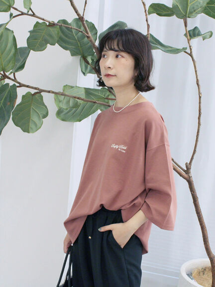 ポンチロゴ刺繍プルオーバー（オフホワイト/チャコールグレー/ベージュ/シュアカ/ＴＯＰグレー）｜Samansa Mos2 blue（サマンサモスモス ブルー）通販