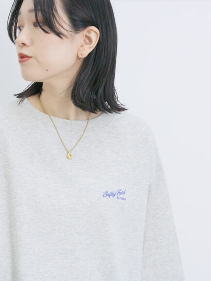ポンチロゴ刺繍プルオーバー（オフホワイト/チャコールグレー/ベージュ/シュアカ/ＴＯＰグレー）｜Samansa Mos2 blue（サマンサモスモス ブルー）通販