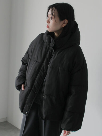 裾ラウンド中綿ブルゾン（ブラック/ライトベージュ/キナリ）｜Samansa Mos2 blue（サマンサモスモス ブルー）通販