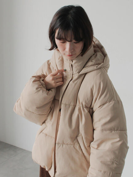 裾ラウンド中綿ブルゾン（ブラック/ライトベージュ/キナリ）｜Samansa Mos2 blue（サマンサモスモス ブルー）通販