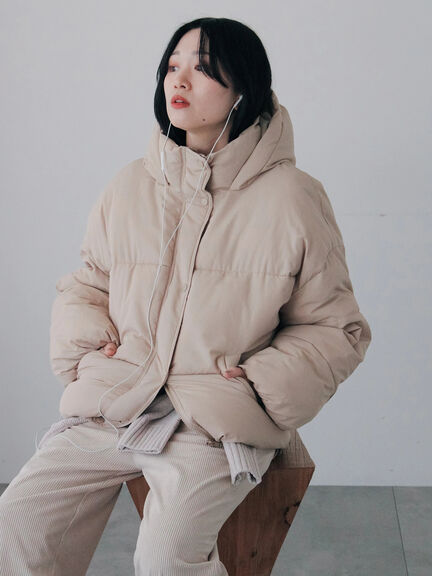 裾ラウンド中綿ブルゾン（ブラック/ライトベージュ/キナリ）｜Samansa Mos2 blue（サマンサモスモス ブルー）通販