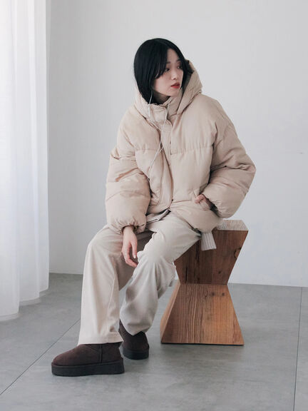 裾ラウンド中綿ブルゾン（ブラック/ライトベージュ/キナリ）｜Samansa Mos2 blue（サマンサモスモス ブルー）通販