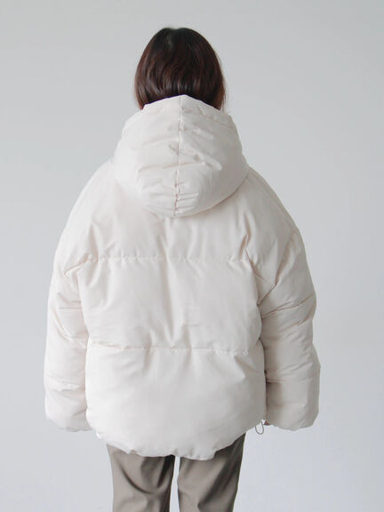 裾ラウンド中綿ブルゾン（ブラック/ライトベージュ/キナリ）｜Samansa Mos2 blue（サマンサモスモス ブルー）通販