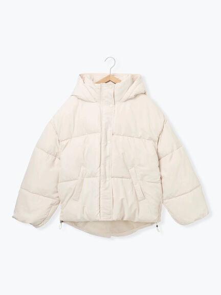 裾ラウンド中綿ブルゾン（ブラック/ライトベージュ/キナリ）｜Samansa Mos2 blue（サマンサモスモス ブルー）通販