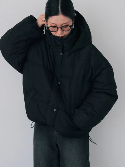 裾ラウンド中綿ブルゾン（ブラック/ライトベージュ/キナリ）｜Samansa Mos2 blue（サマンサモスモス ブルー）通販