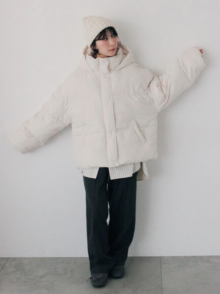 裾ラウンド中綿ブルゾン（ブラック/ライトベージュ/キナリ）｜Samansa Mos2 blue（サマンサモスモス ブルー）通販