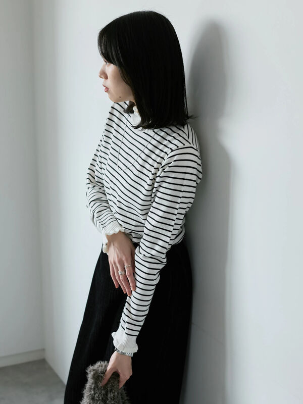 セール】 フリル衿ニットプルオーバー（オフホワイト/ホワイト