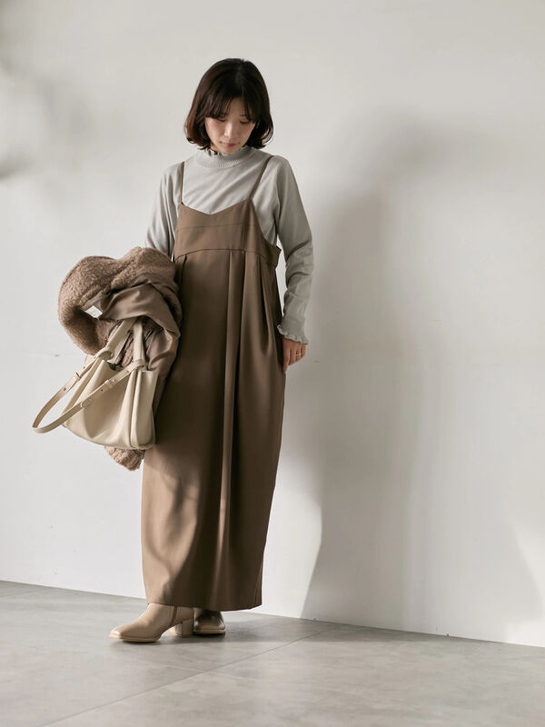 フリル衿ニットプルオーバー（オフホワイト/ホワイト/ブラック/S