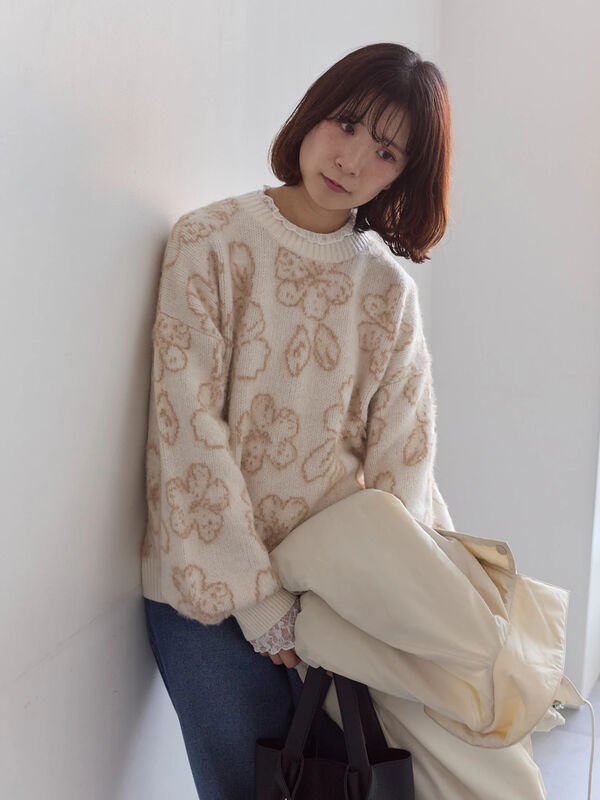 花柄シャギーニットプルオーバー（オフホワイト/グレー/ブラック