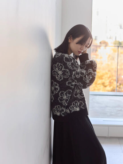 花柄シャギーニットプルオーバー（オフホワイト/グレー/ブラック）｜Samansa Mos2 blue（サマンサモスモス ブルー）通販