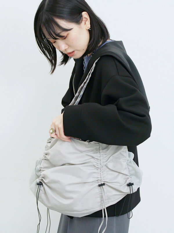 セール】 ナイロンシャーリングバッグ（グレー/ブラック/カーキ/バッグ