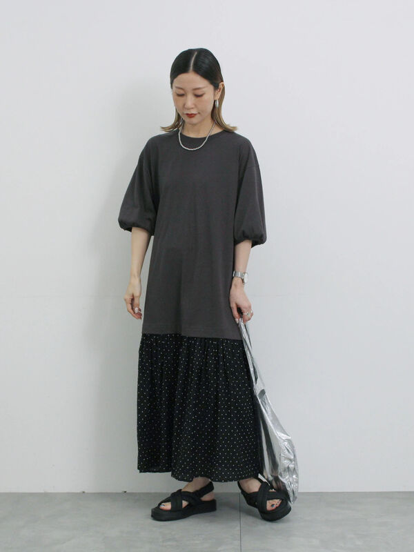 花柄ドッキングカットワンピース（チャコールグレー/ブラック
