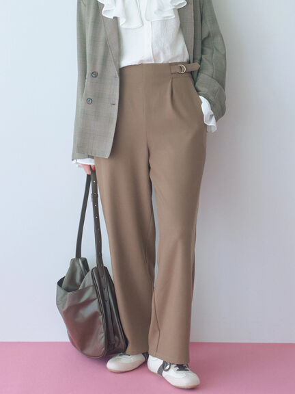 YAMANE ベージュ ストレートパンツ 38 YAMANE ベージュ ストレートパンツ 38