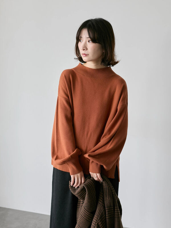 【Hug knit】袖ボリュームハイネックプルオーバー（ブラック/レッド/ダークオレンジ/グリーン/ＴＯＰグレー）｜Samansa Mos2 blue（サマンサモスモス ブルー）通販