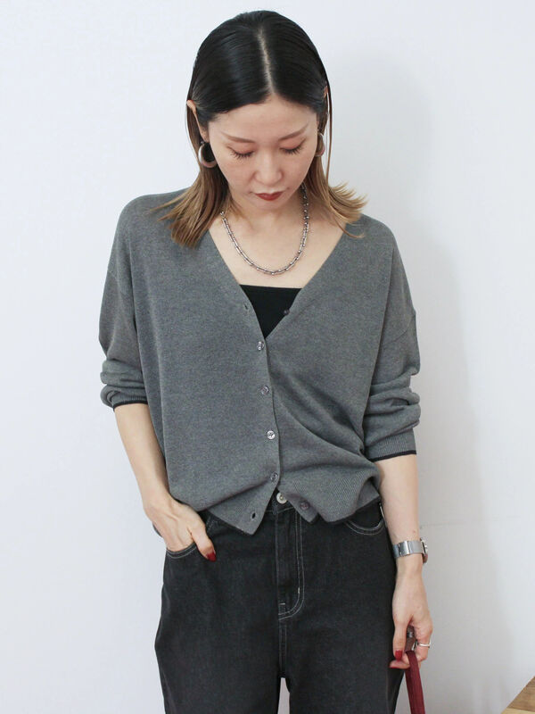 セール】 配色Vネックカーディガン（チャコールグレー/ベージュ/S