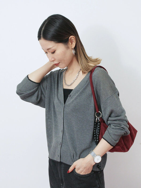 新品　サマンサモスモスブルー　 Vネックカーディガン セール】 配色Vネックカーディガン（チャコールグレー/ベージュ/S