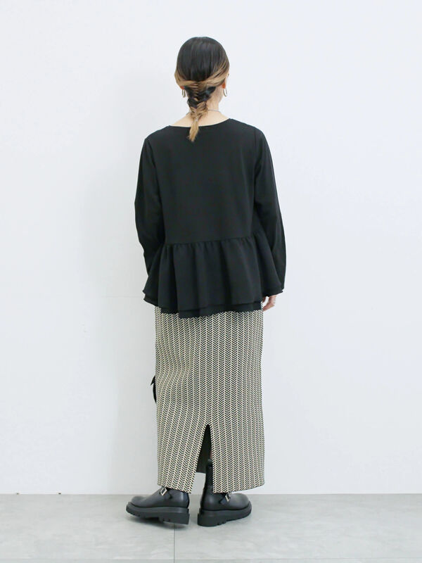 セール】 ペプラムドッキングカットソー（ブラック/ダークオレンジ