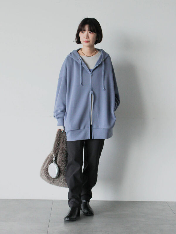 麻倉もも　パーカー　Lサイズ ダンボールジップパーカー（チャコールグレー/ブルー/Sグレー