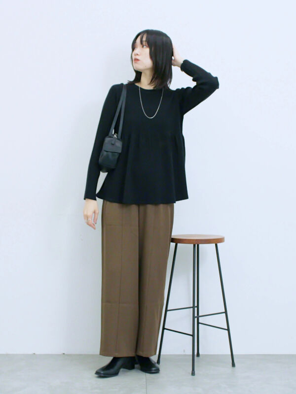 セール】 ◎ペプラムニットプルオーバー（ブラック/カーキ/TOP