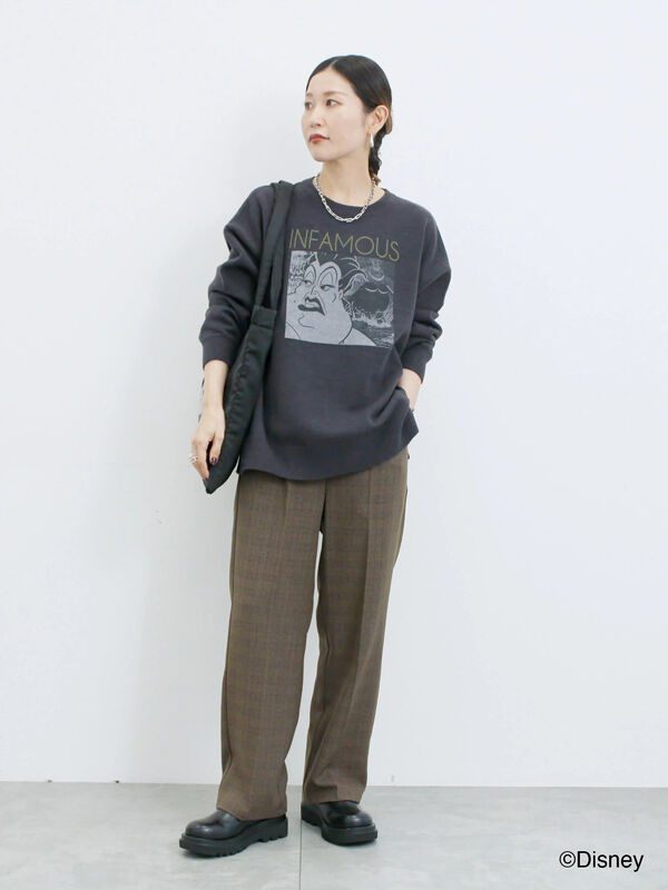 【入荷★待ち】お鼻とお耳がながーいモールゾウさん(ヴィンテージグレー) セール】 【Disney】ヴィランズ/ニット（オフホワイト/グレー/ネイビー