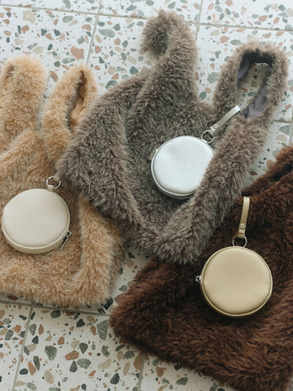 マサマンモ セール】 フェイクファーマルシェバッグ（グレー/ベージュ/ブラウン