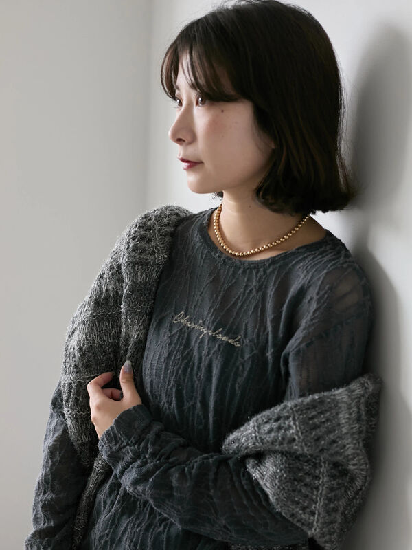 シアージャガードロゴ入りプルオーバー（チャコールグレー）｜Samansa Mos2 blue（サマンサモスモス ブルー）通販