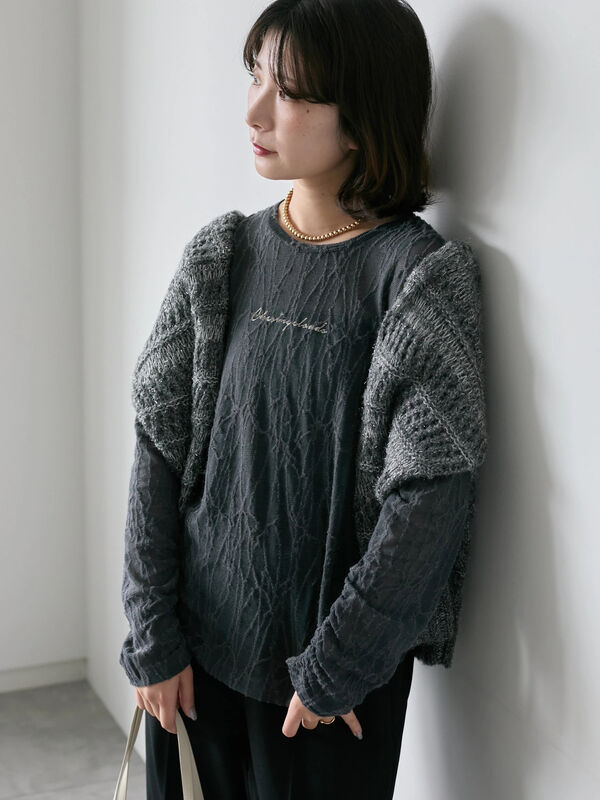 セール】 シアージャガードロゴ入りプルオーバー（オフホワイト