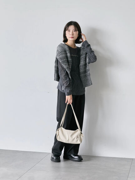 シアージャガードロゴ入りプルオーバー（オフホワイト/チャコールグレー/Ｓグレー）｜Samansa Mos2 blue（サマンサモスモス ブルー）通販