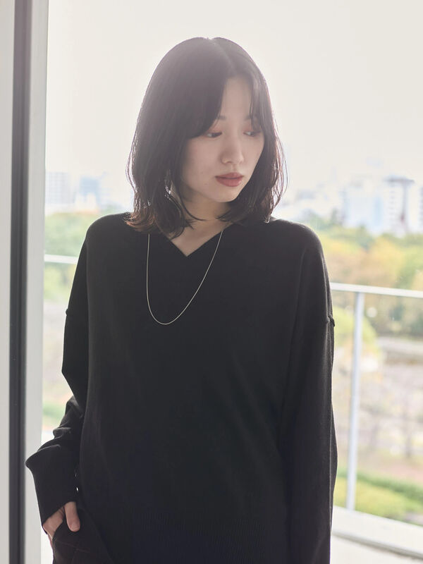 ◎Vネックニットプルオーバー（ブラック）｜Samansa Mos2 blue（サマンサモスモス ブルー）通販