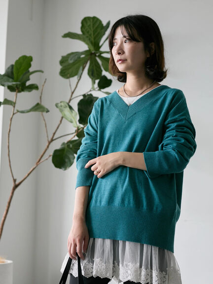 ◎Vネックニットプルオーバー（ブラック/レッド/ブルー/キナリ）｜Samansa Mos2 blue（サマンサモスモス ブルー）通販