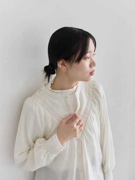 切替タックブラウス（オフホワイト/ブラック/Ｓグレー）｜Samansa Mos2 blue（サマンサモスモス ブルー）通販