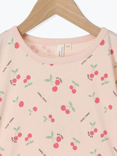リズリサ　Tシャツ　チェリー柄　ホワイト　白 リズリサ Tシャツ チェリー柄 ホワイト 白 - メルカリ