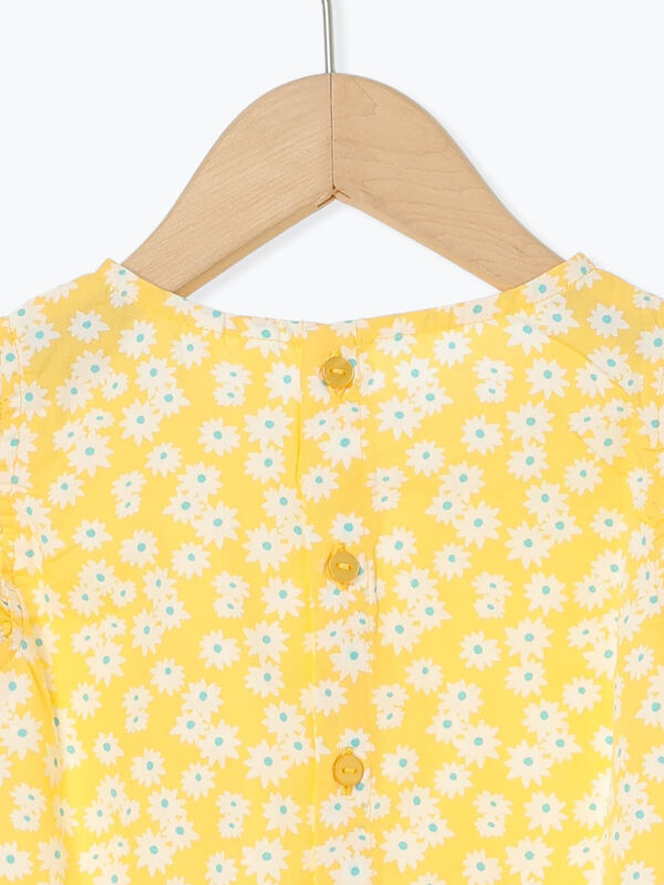 セール】 小花柄肩フリルブラウス(セットアップ可)（イエロー