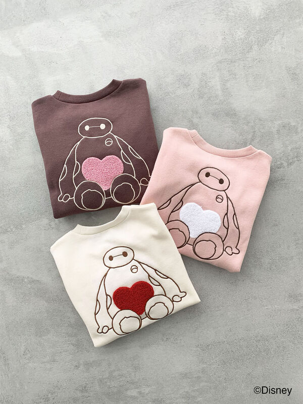 セール】 【Disney】ベイマックス/ハート刺繍トレーナー（オフホワイト